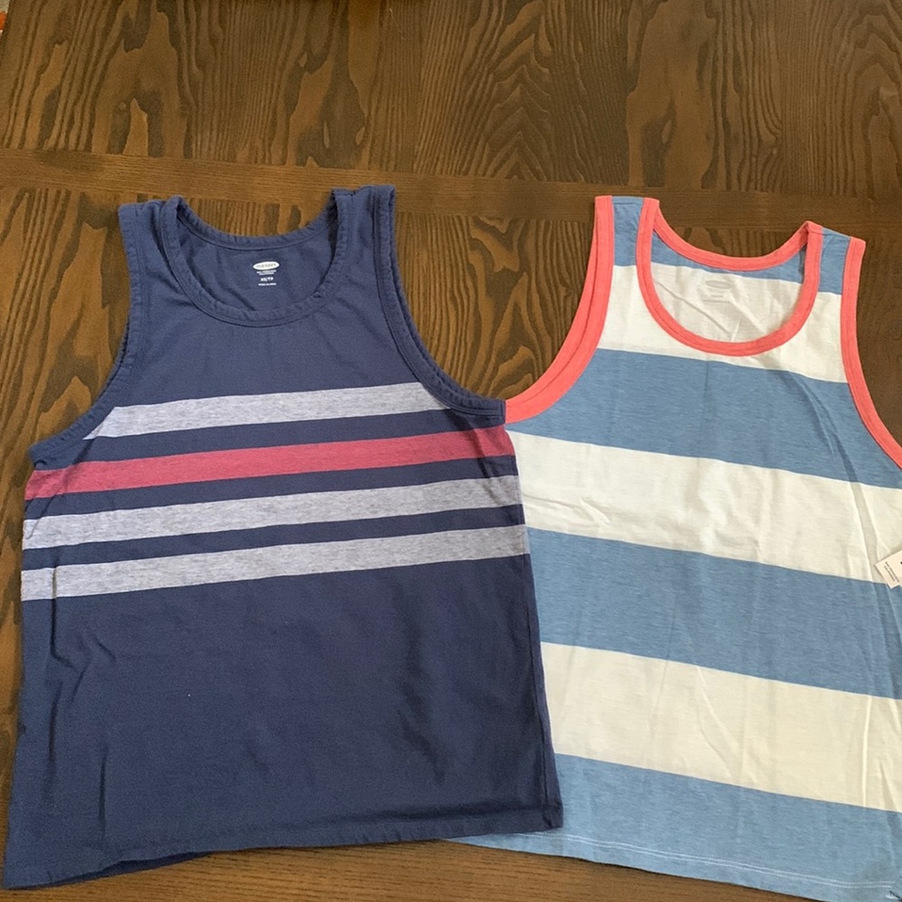 Old  Navy boy’s tank T-shirt blue white sleeveless XS Extra Small 1 used 1 NWT